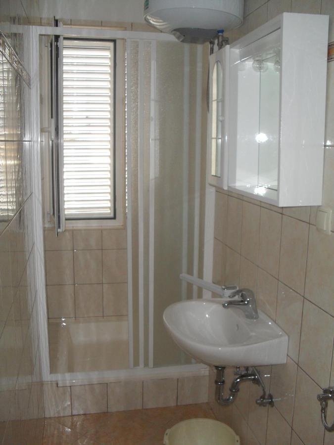 Anka Bunic Bed & Breakfast ราบ ภายนอก รูปภาพ