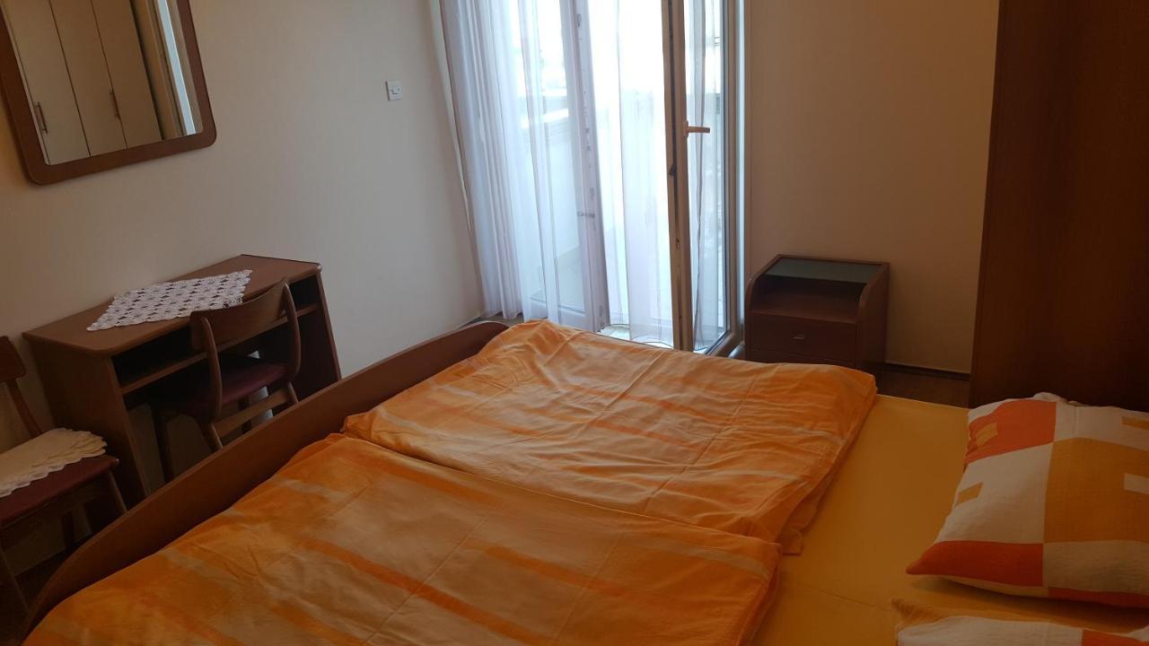 Anka Bunic Bed & Breakfast ราบ ภายนอก รูปภาพ