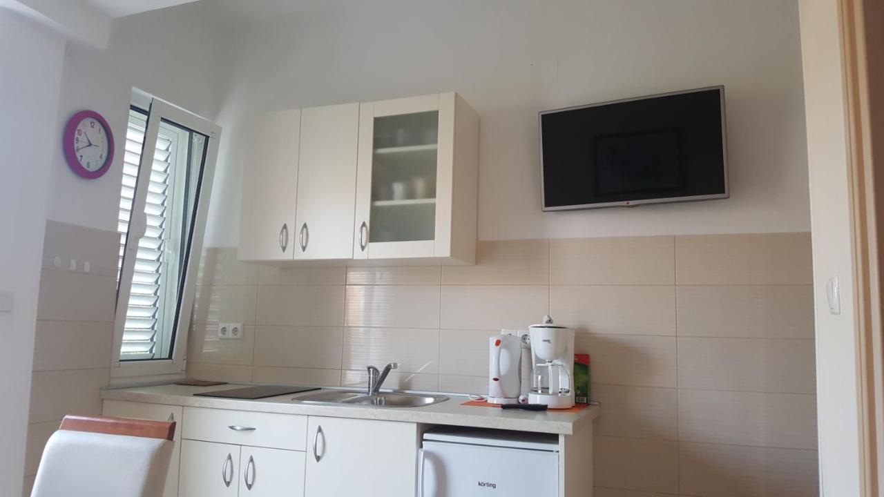 Anka Bunic Bed & Breakfast ราบ ภายนอก รูปภาพ